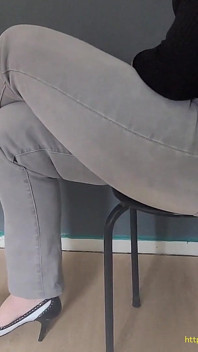 Toe Tapping in Thight Jeans