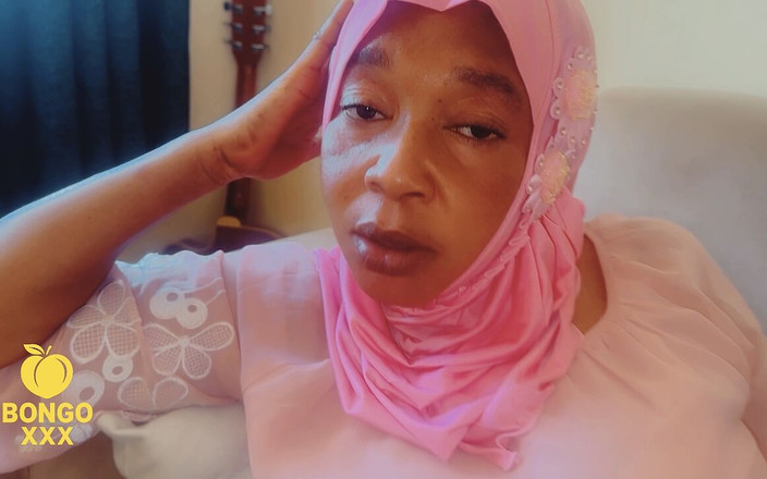 BongoXXX: Frumoasă matură sexy britanică cu hijab se poate descurca cu...
