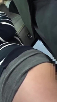 Kekacauan bas yang sesak, skirt mini diangkat dan lengkung ketatnya memandu setiap penumpang liar - p4