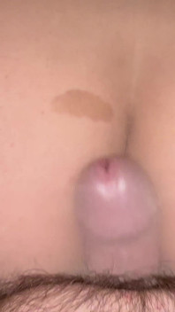 POV: Šukám punčocháče skrz díru a vyvrcholím mezi zadkem a punčocháčmi