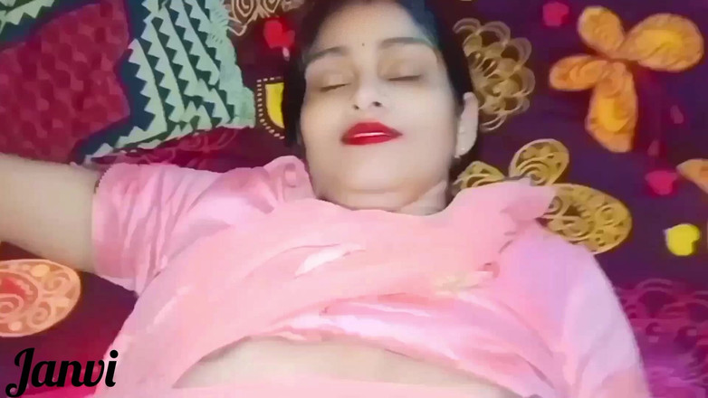 Village studio: India caliente chica y su novio disfrutan de sexo detrás...