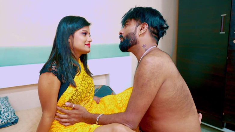 Mr Entertainer: Indiana calda milf si masturba la figa in camera da...