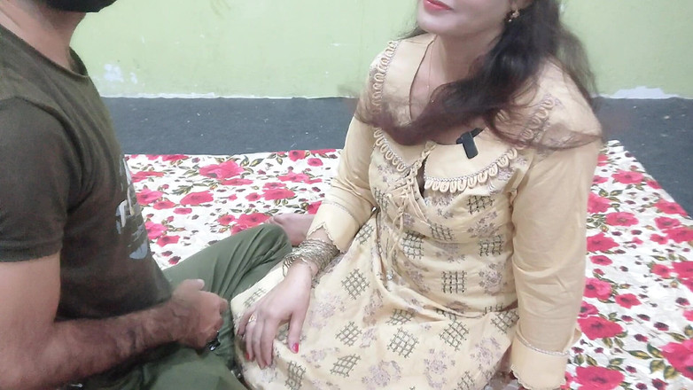 Gullnazkhan: Dopo molto tempo ho incontrato la mia ragazza indiana Desi....