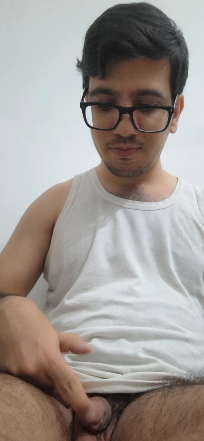 Amrzzers: Rubbing My Cock