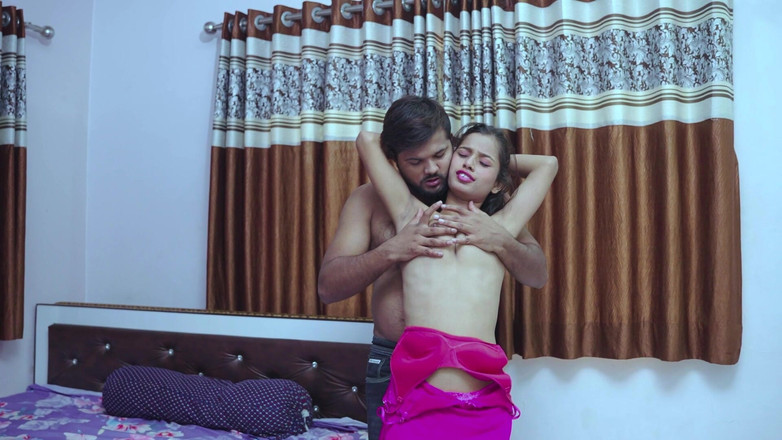 Khiladi69: Istri bahenol ini dientot habis-habisan sama suaminya tanpa kondom