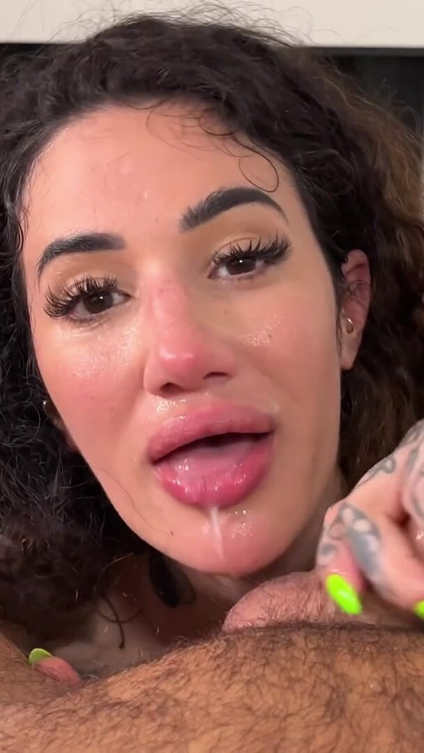 Got Filled: Arabelle raphael liebt anal creampies und zungenanal!!