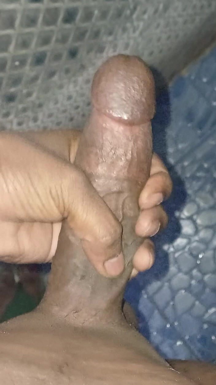 smr030: Sparm de nuit, branlette