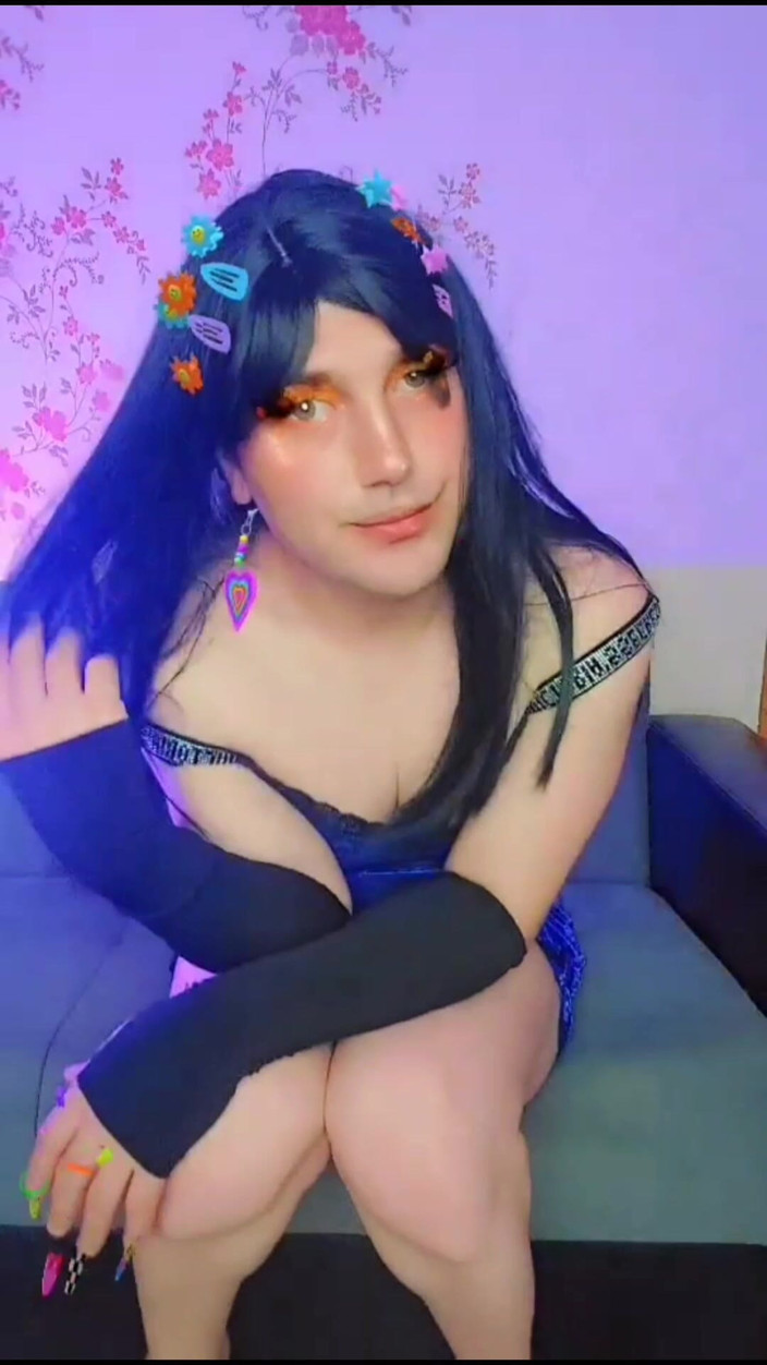 Kitty_Cross: Strega abbastanza attraente e seducente