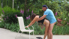 Candi Annie: 性感老熟女candi Annie在户外做爱