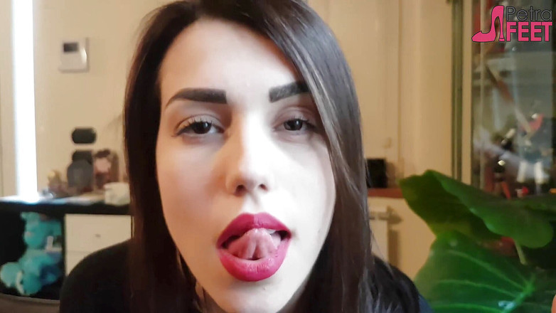 Smokin Fetish: Kouření zblízka s krásnou dívkou