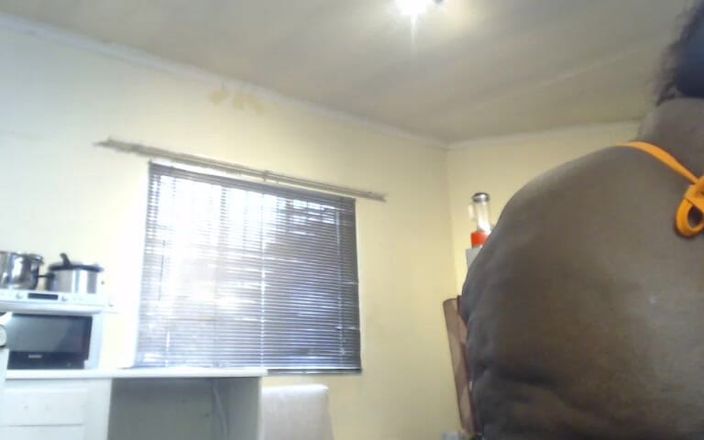 Legendary Booty Overdose: Africká bbw striptýz a masturbace