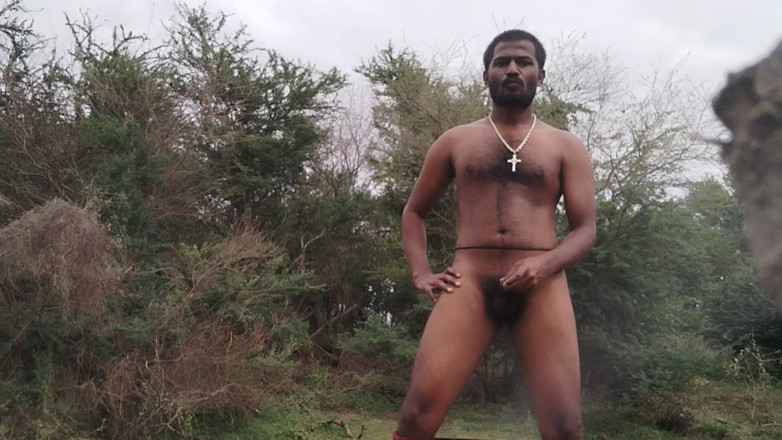 KUMBHA MANOJ KUMAR: Xhard - 森のトイレに行く ハンドシェイク