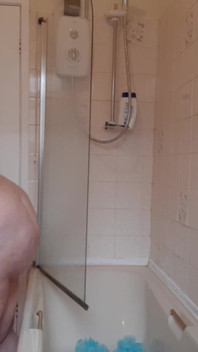 SSBBW břicho se chvěje a třese