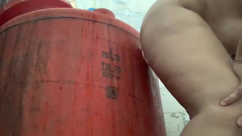 memekbinor: Lonely Woman Asks to Be Fucked by Jumbo Cock