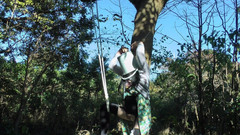 megu2002: 23号训练师的指示：如果把桶放在一条腿上，会受到惩罚