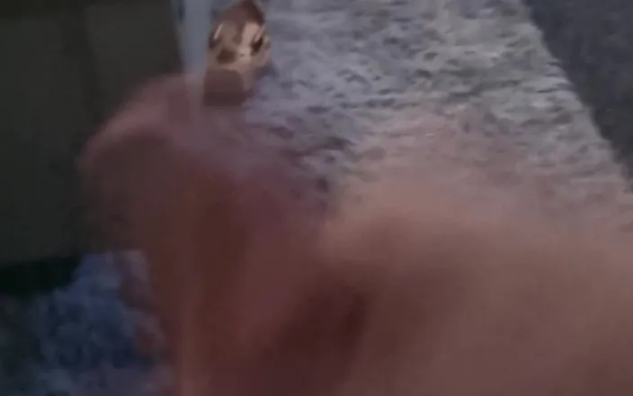 Big man: Wank Cock
