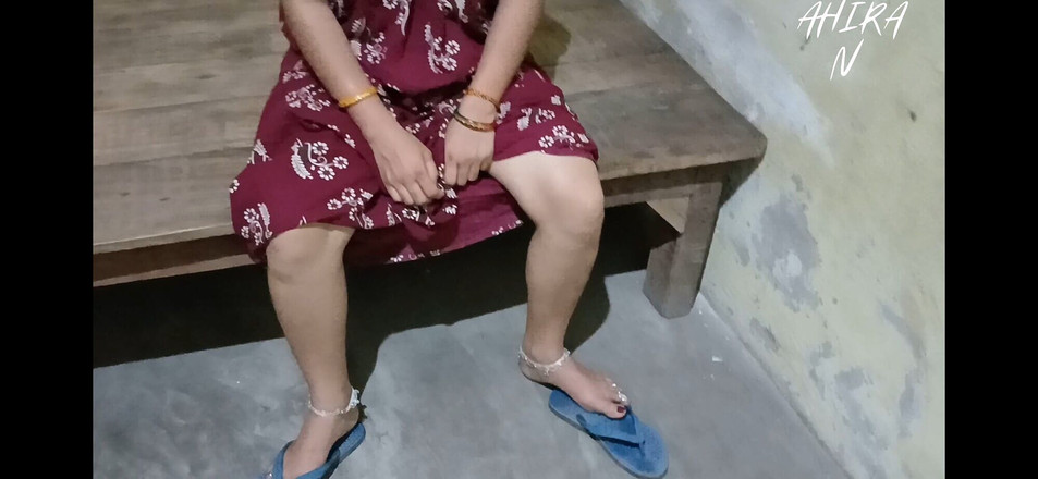 Aahan Ahiran: Asijská indická dívka má sex v jejím bytě. Porno video 4K.