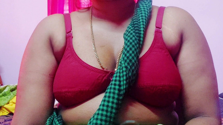 Desi Mohini: Indyjska wioska Bhabhi Mohini Seks z przyrodnim bratem