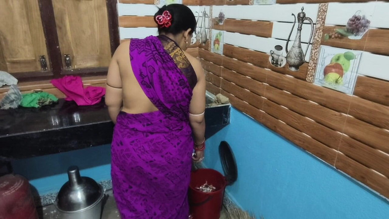 Sona bhabhi: Indische hausfrau hardcore-sex im küchenzimmer vom freund ihres ehemanns