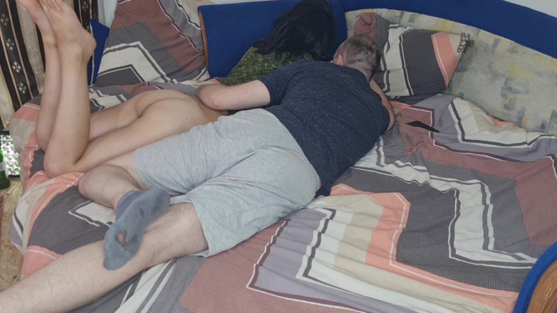 Viktoria_sekret: 바람난 남편 앞에서 친구에게 따먹히는 마누라