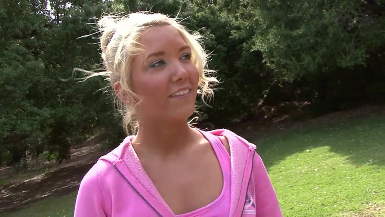 LesbianFantasies: Przebita laska miła ze swoją blond lesbijską przyjaciółką
