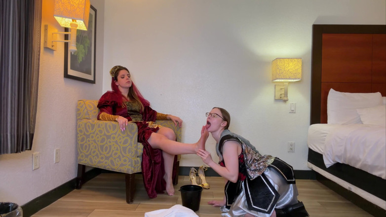 Kink in Time: La devozione del piede medievale di tessa &amp; kat 4k pov ti...