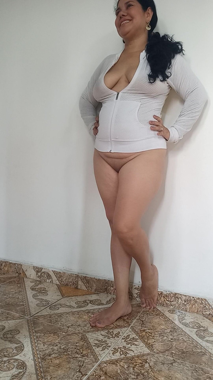 Valkyrieandluigy: Šukání ve stoje