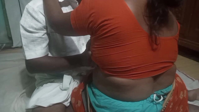 Desi Sathiya: भारतीय देसी तमिल हॉट बॉडी वाली गांव भाभी की जोरदार चुदाई