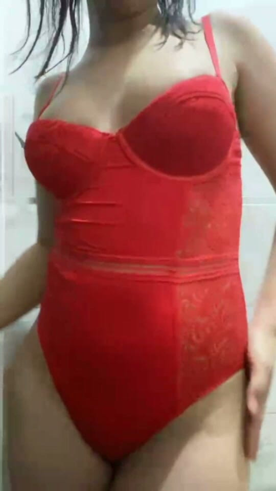 Amiramodel: I M Very Hard