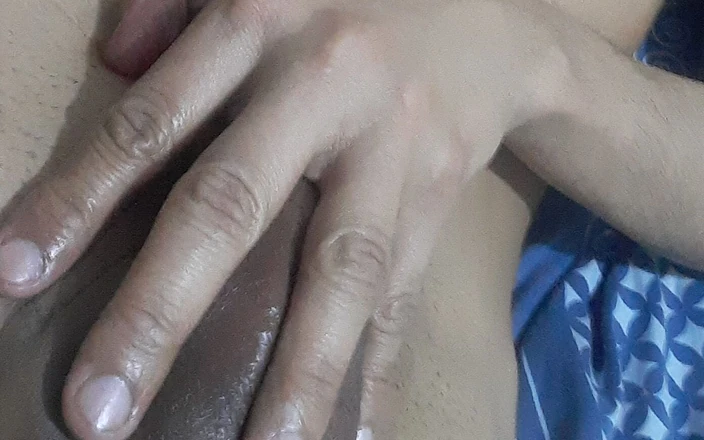 Thiago creator: Masturbation with an excellent squirt