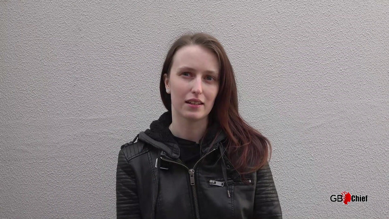 GangBang-Dream: Mała Alexa w pierwszym gangbangu creampie