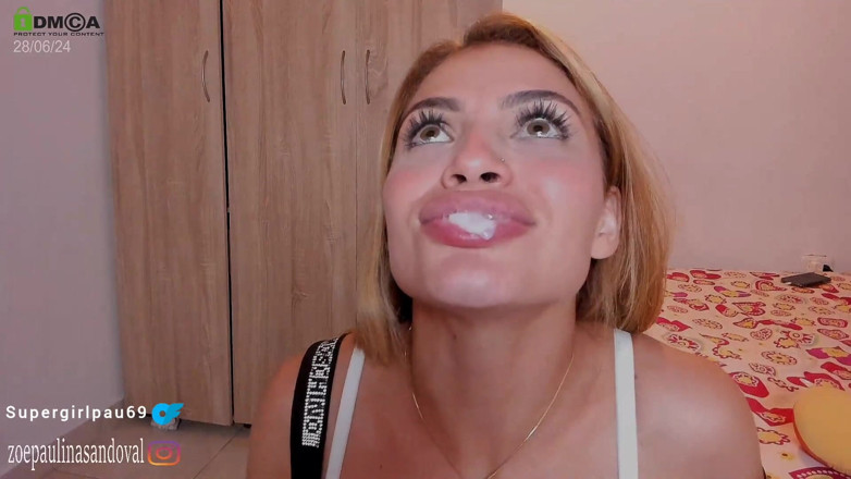 zoepaulina: Ich habe hunger und will das sperma meines freundes essen
