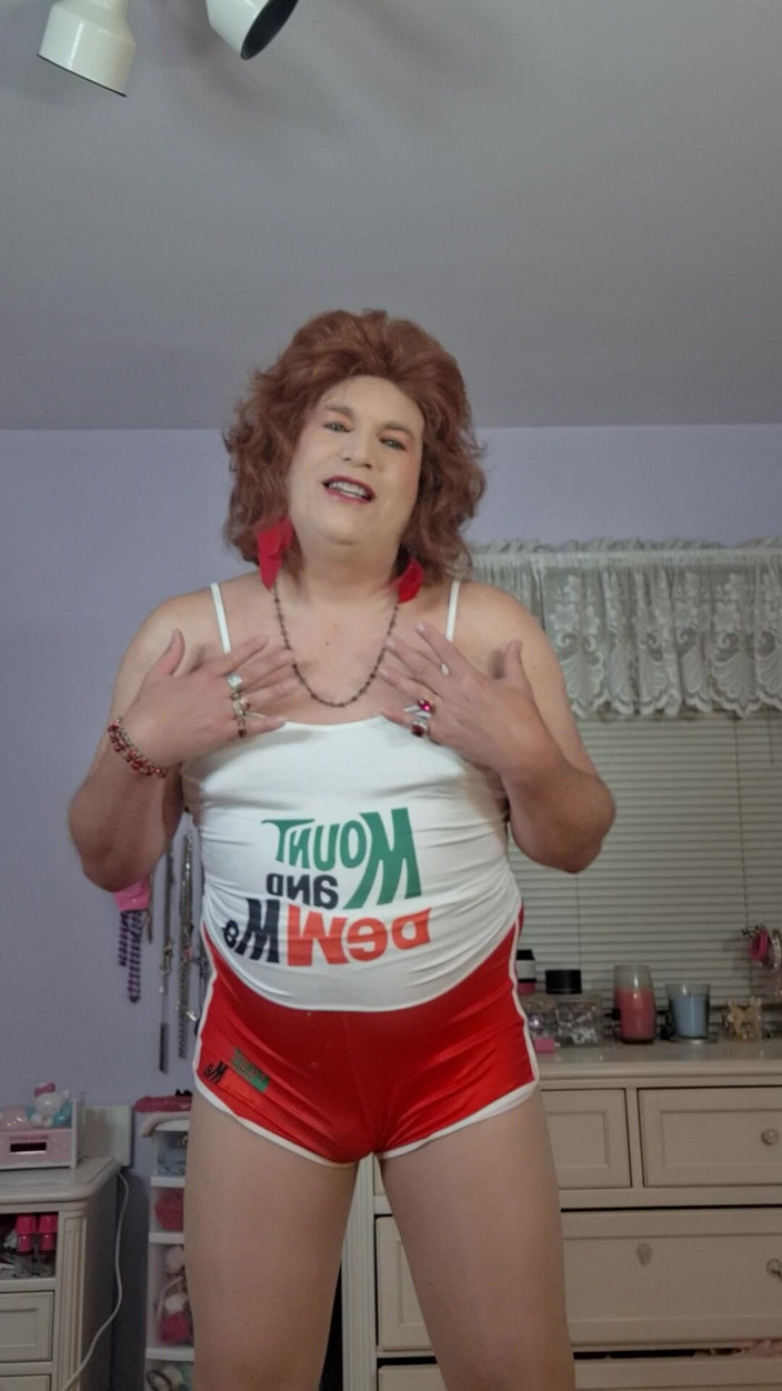 Victoria Lecherri: Viața mea secretă de soție sexy transsexuală!