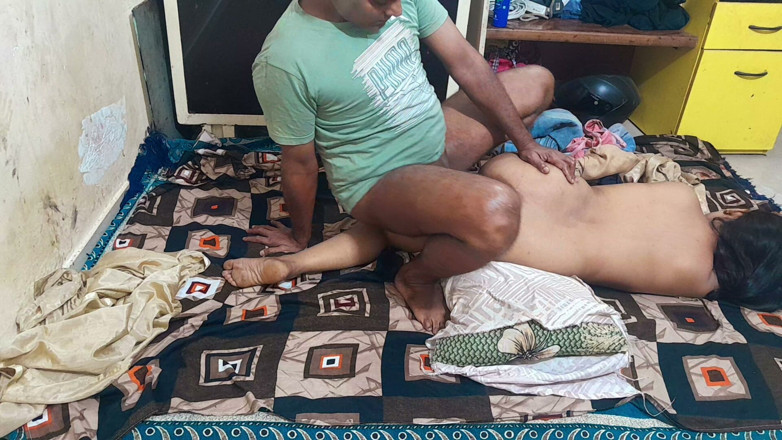 Hot Indian Aunty: Beautiful Indian MILF Romantic Night with Her Hubby