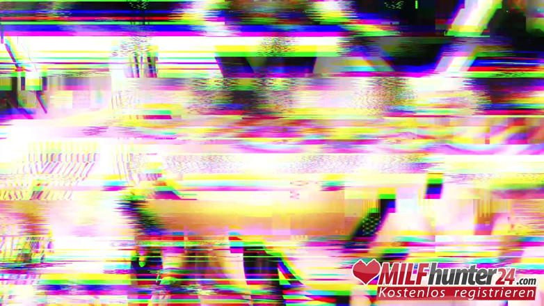 MILF Hunter 24: MILF lovec šuká Miu Blow tvrdě a ořechy do jejích chamtivých úst!