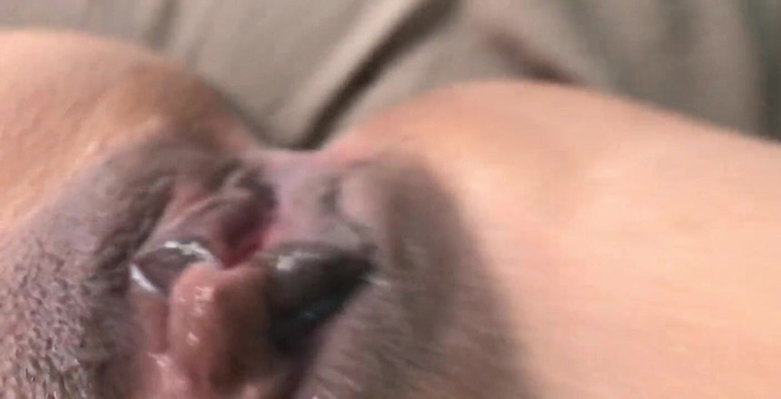 Nena Gamer: Big clit pussy eating