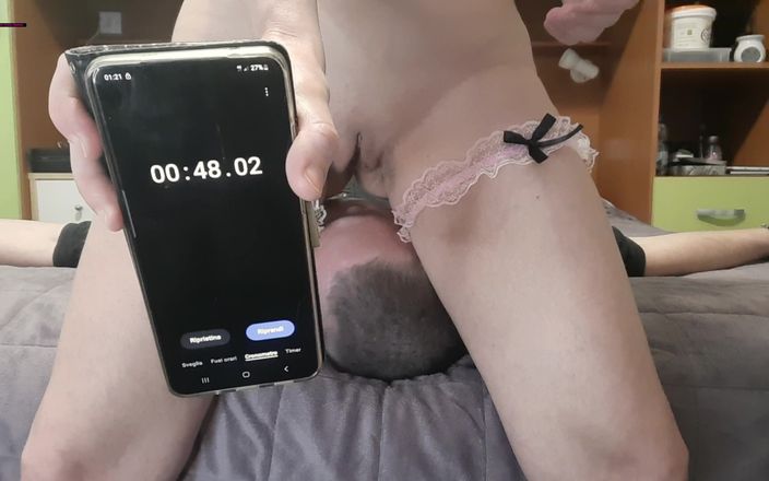 goddess82: Tıraşlı amcığımın altında nefes oyunu! 4K! 11 dakika!