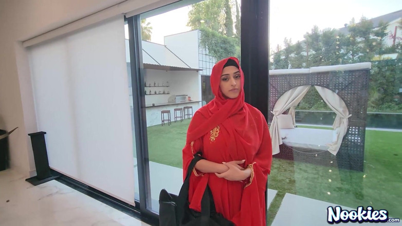 Nookies: The One That Got Away - Hijab Hottie Fantasy