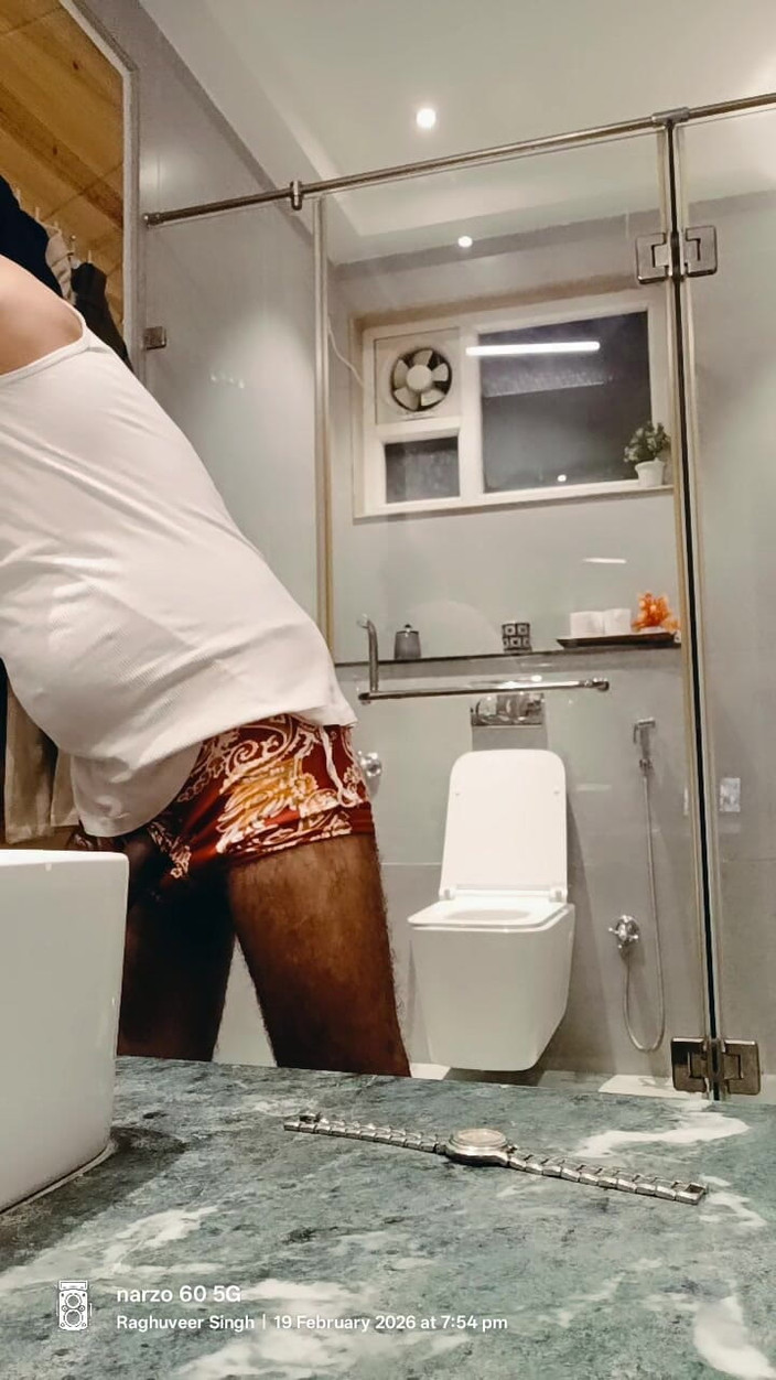 Rajasthani-old-lover: Mi sto preparando con il mio cazzo fuori