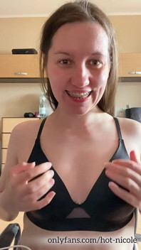 Bielizna i pończochy mix wideo