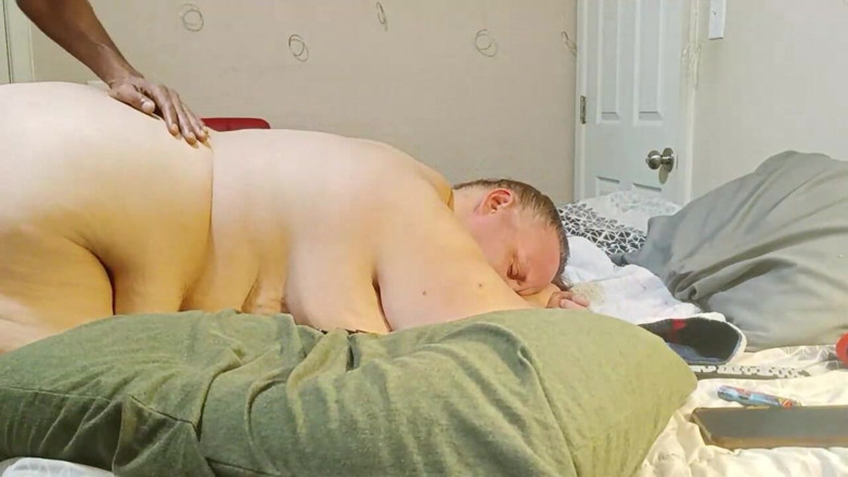 Poppiseed: Nazty Katt Oops... Eructar Y Chorrear Con Escena Anal Extra