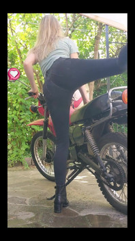 What I Do in My Free Time...tomorrow I'll Tell You Why the Floor Is Wet