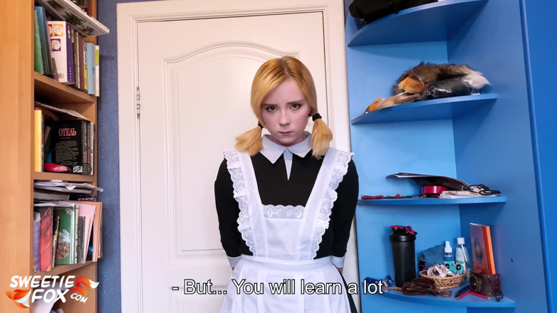 Sweetie Fox: Regizorul a pedepsit o studentă adultă - futută tare în față cu...