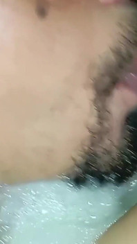 Chupei a Pica Dele No Banho E Fodemos até Gozar