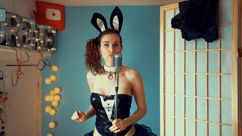 Piper Blush: Andrà bene venerdì: la Coniglietta
