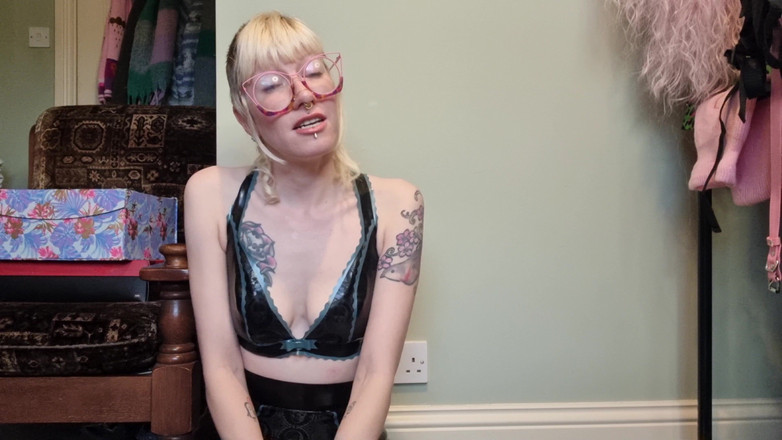 rosarosebud: 汚い話:利用されるための地下牢への旅