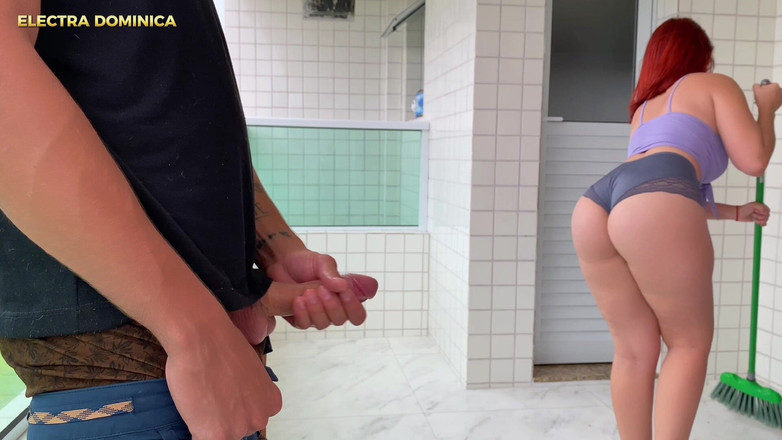 Curious Electra: मेरी बड़ी गांड के साथ बहकाना