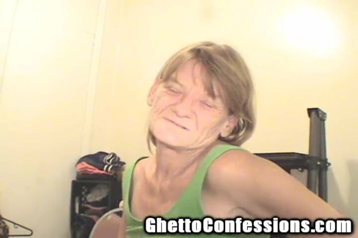 Ghetto Confessions: 贫民窟奶奶口交婊子婊子大鸡巴荡妇口交!