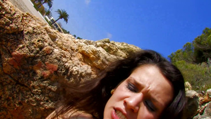 Amaspain: She loves to be fucked at the beach