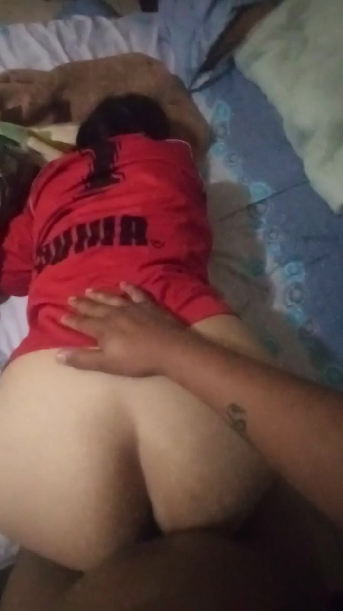 E-Alfa: Latina velký zadek ošukaný zezadu jak lahodný